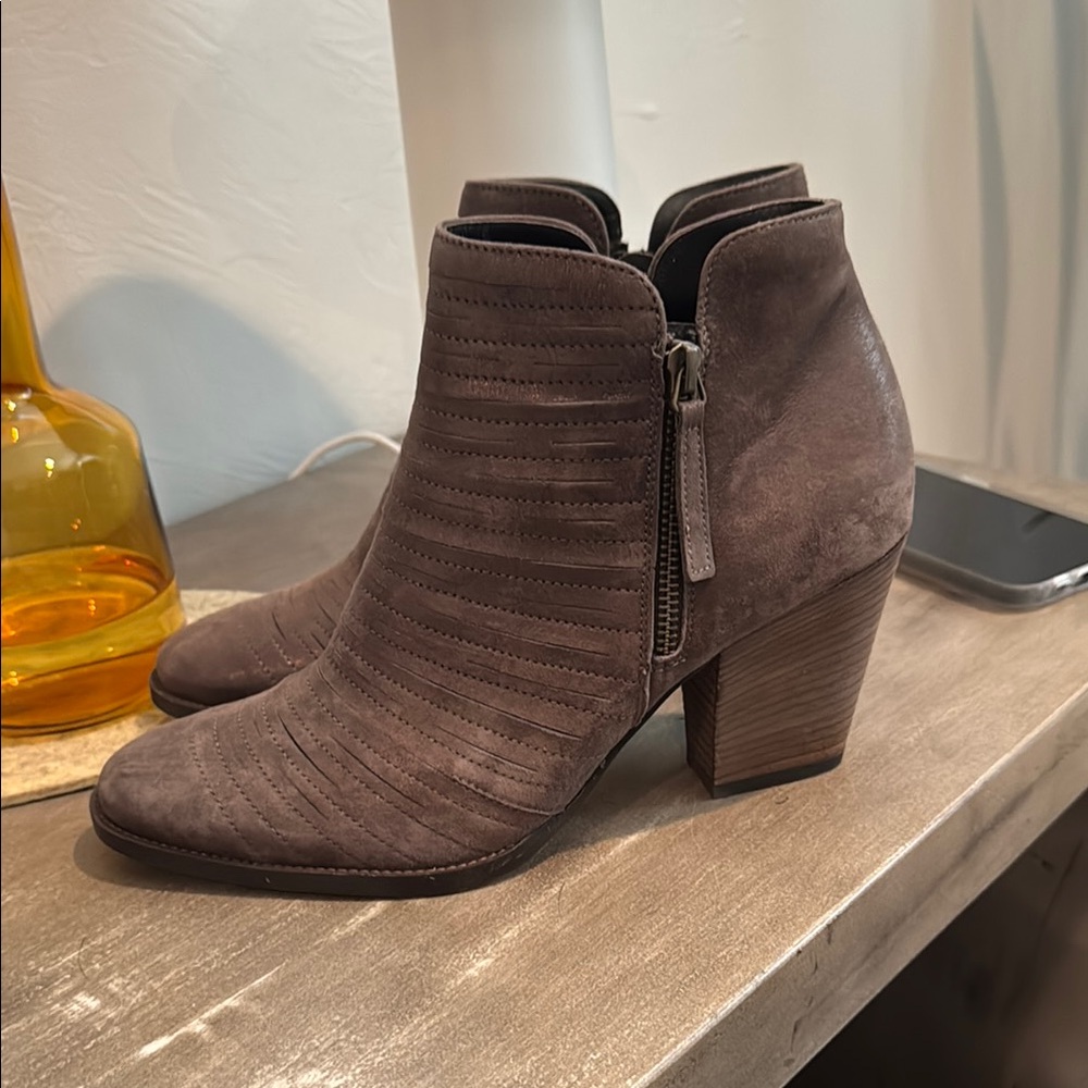NWOT Ankle Boots